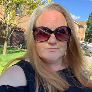 Meet your Posher, Brenna